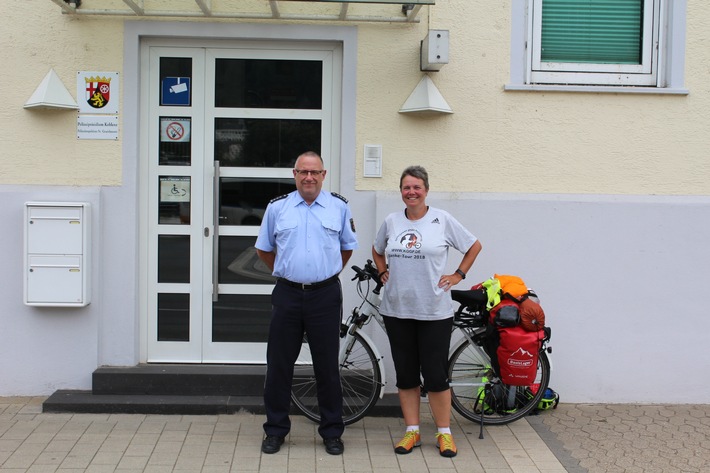 POL-PDMT: Vorsitzende des Vereins "Keine Gewalt gegen Polizisten e.V. besucht die PI St. Goarshausen