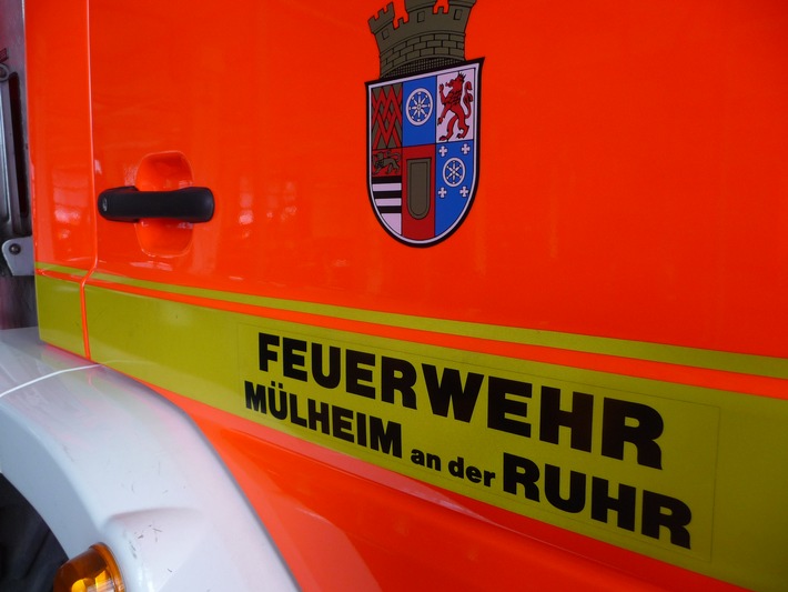 FW-MH: Kaiserstraße: Verkehrsunfall mit drei leichtverletzten Personen