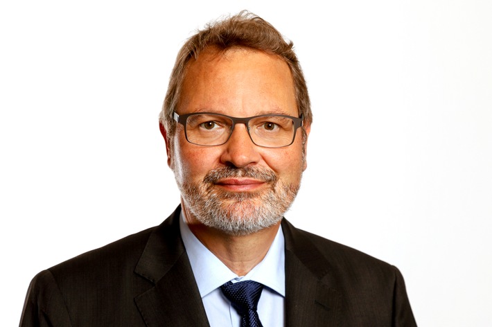 vhw-Vorstand Jürgen Aring für zweite Amtszeit wiedergewählt