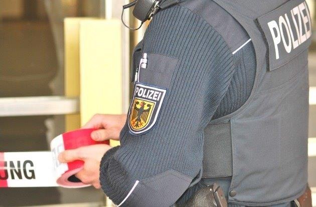 BPOL-KS: Bundespolizei sucht Zeugen - Fahrkartenautomaten aufgehebelt