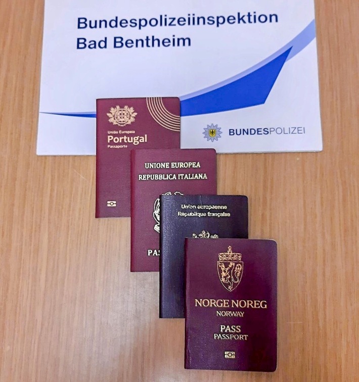 BPOL-BadBentheim: Bundespolizei stellt mehrere gefälschte Ausweisdokumente sicher