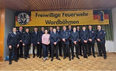 FFW Bergen: Hajo und Kohrs für 60-Jährige Mitgliedschaft geehrt. Jahreshauptversammlung der Ortsfeuerwehr Wardböhmen.