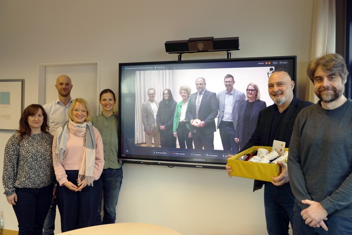 Hochschule Bremerhaven und Fachhochschule Graubünden unterzeichnen Kooperationsvertrag