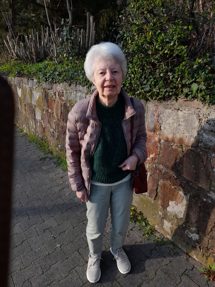 POL-PPMZ: Öffentlichkeitsfahndung nach einer desorientierten 82-jährigen