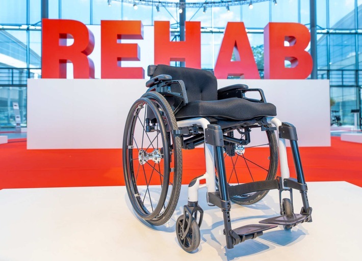 Die REHAB Karlsruhe öffnet vom 22. bis 24. Mai 2025 bereits zum 23. Mal ihre Tore für Fachbesuchende und Menschen mit Behinderungen. / Weiterer Text über ots und www.presseportal.de/nr/62644 / Die Verwendung dieses Bildes für redaktionelle Zwecke ist unter Beachtung aller mitgeteilten Nutzungsbedingungen zulässig und dann auch honorarfrei. Veröffentlichung ausschließlich mit Bildrechte-Hinweis.