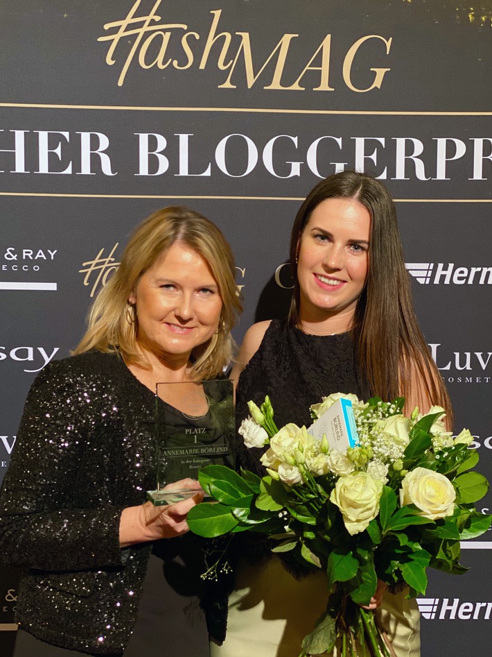 ANNEMARIE BÖRLIND gewinnt Deutschen Bloggerpreis