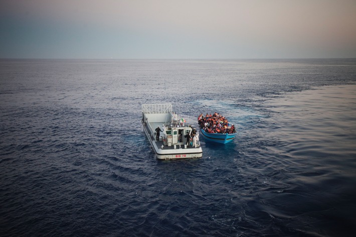 "Tödliche Überfahrt" - Foto der UNO-Flüchtlingshilfe beim PR-Bild Award 2015 ausgezeichnet