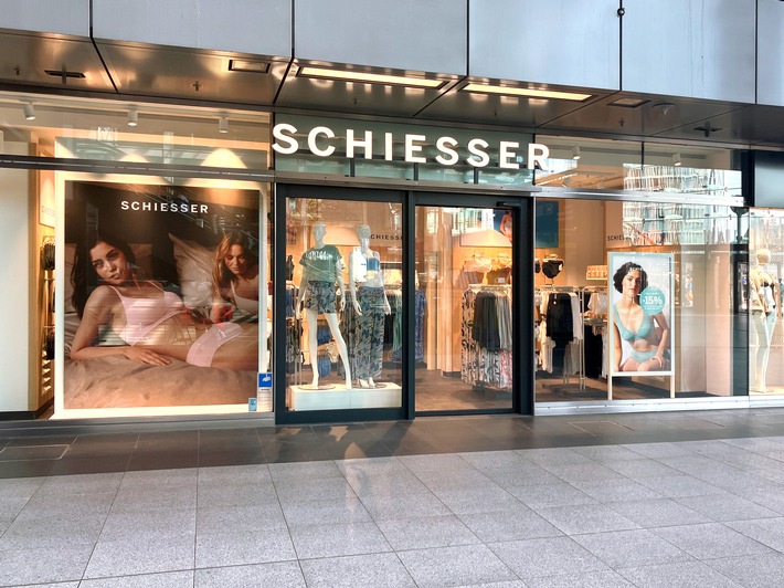 SCHIESSER eröffnet neuen Store im Berliner Hauptbahnhof
