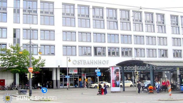 Bundespolizeidirektion München: Mann entblößt sich am Ostbahnhof - 
Bundespolizei sucht zwei geschädigte Frauen