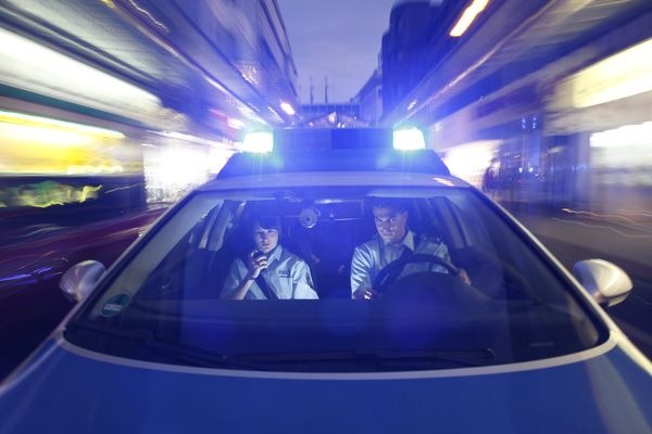 POL-REK: 170821-4 Betrunkener Autofahrer kam von der Fahrbahn ab- Erftstadt