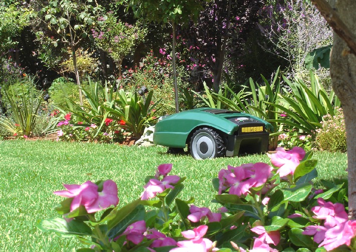 Der Trend der neuen Gartensaison: Roboter-Rasenmäher (mit Bild)