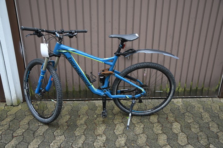 POL-GÖ: (196/2025) Hochwertiges Mountainbike samt LEGO®-Bausteinmodelle sichergestellt - Polizei bittet um Hinweise zum Eigentümer