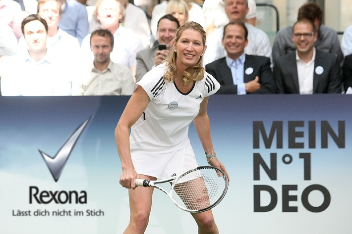 Spiel, Satz und Sieg: Stefanie Graf begeistert in Hamburg beim Rexona Charity-Tennis-Turnier im Unilever Haus (mit Bild)