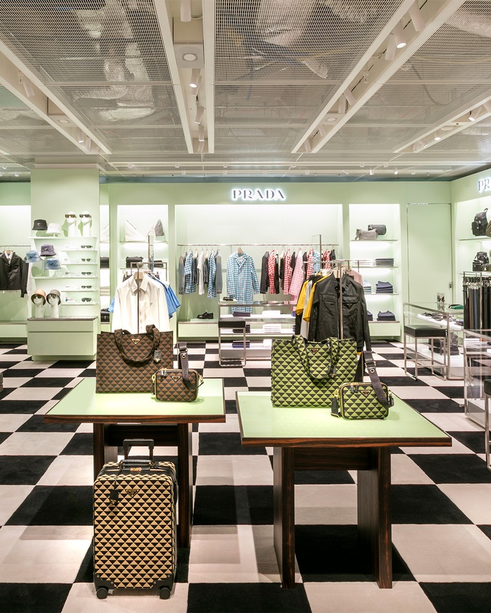 Neuer Prada-Store im Globus Zürich Bahnhofstrasse