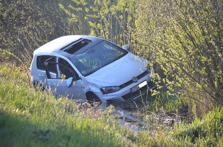 POL-STD: Zwei leicht verletzte Autofahrer bei Unfall im morgendlichen Berufsverkehr im Alten Land