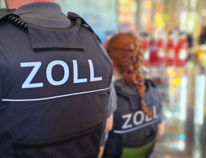 GZD: Zoll prüft das Hotel- und Gastronomiegewerbe - Bundesfinanzminister Klingbeil: "Schwarzarbeit, illegale Beschäftigung und Ausbeutung müssen hart bekämpft werden."
