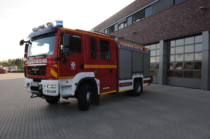 FW-Dorsten: Schwerer Verkehrsunfall beschäftigte die Feuerwehr am Abend stadtübergreifend