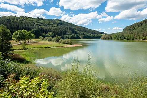 Saisonbeginn an hessischen Badeseen: Großteil der Gewässer mit ausgezeichneter Wasserqualität