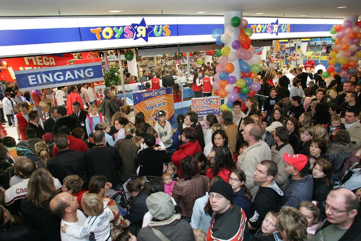 Toys&quot;R&quot;Us: Big Bang in Bamberg und Heilbronn