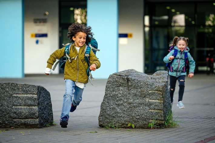 Hindernislauf bis zum Klassenzimmer / ADAC gibt Tipps für einen sicheren Schulweg in Hessen