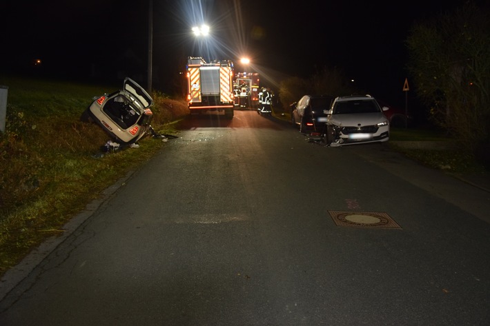 POL-HF: Verkehrsunfall unter Alkoholeinfluss - Drei Autos beschädigt