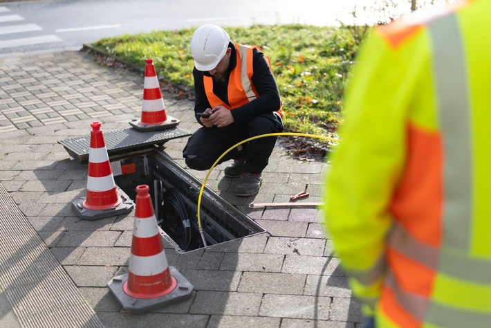 Glasfaserausbau Kamp-Lintfort: Rund 28 Kilometer Glasfasertrasse und 840 Hausanschlüsse gebaut
