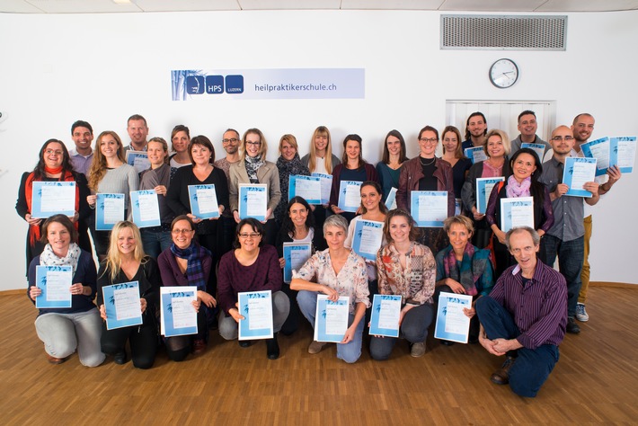 Heilpraktikerschule Luzern: 45 Studenten erhalten ihr Diplom