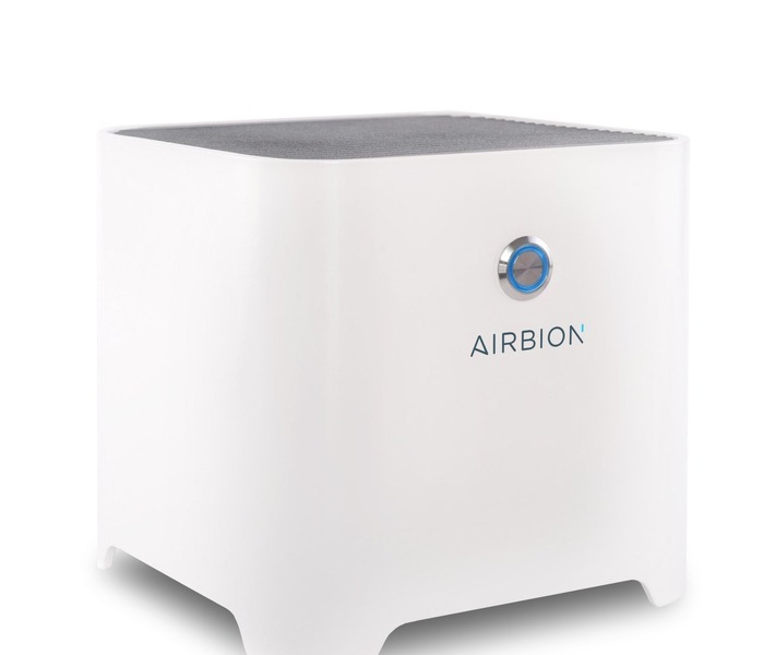 Neu auf dem Markt: Das Tischgerät "Airbion One". Es reinigt Raumluft von Viren und Bakterien. / Weiterer Text über ots und www.presseportal.de/nr/154910 / Die Verwendung dieses Bildes ist für redaktionelle Zwecke unter Beachtung ggf. genannter Nutzungsbedingungen honorarfrei. Veröffentlichung bitte mit Bildrechte-Hinweis.