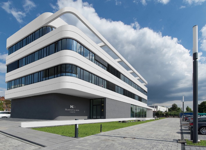 Eine Visitenkarte der Branche / HessenChemie eröffnet neues Verbandshaus in Wiesbaden (BILD)