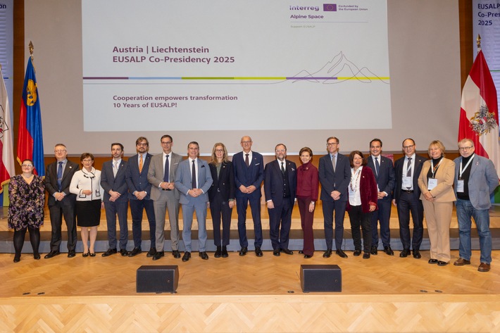 EUSALP-Generalversammlung in Innsbruck: Neuer Aktionsplan verabschiedet - Liechtenstein und Österreich ziehen positive Bilanz