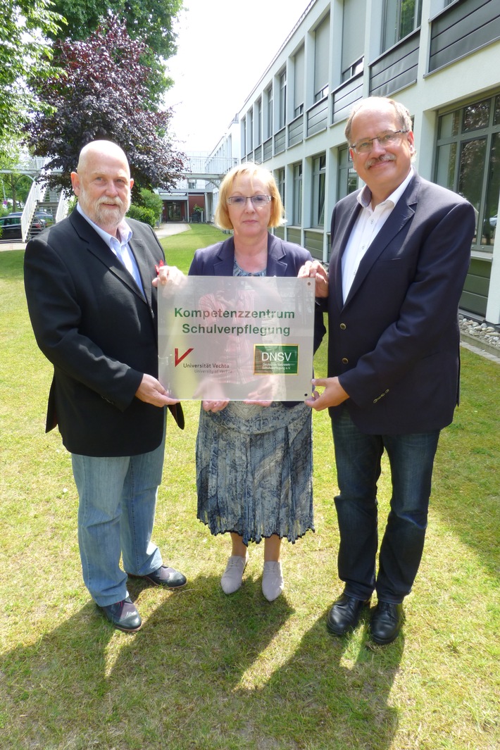 Kompetenzzentrum für Schulverpflegung bekommt öffentliches Gesicht und plant 1. Ringvorlesung mit dem Thema: &quot;SchulESSEN - Ein starkes Stück Gesundheit&quot;