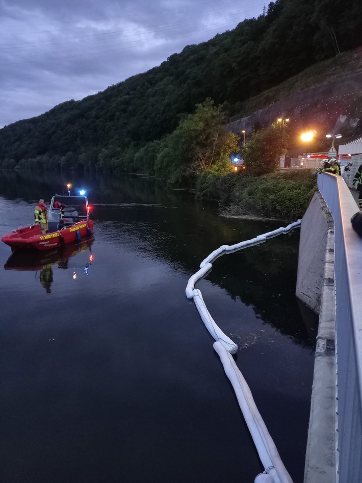 FW-EN: Vier Einsätze am Dienstag: Reitunfall am Ahlenberg und Ölaustritt in den Hengsteysee