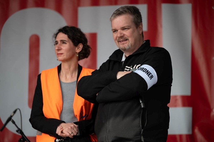 EVG Rheinland-Pfalz: Lars Kreer gibt Resümee zur Mainzer Cargo-Kundgebung "Wir sehen rot!"
