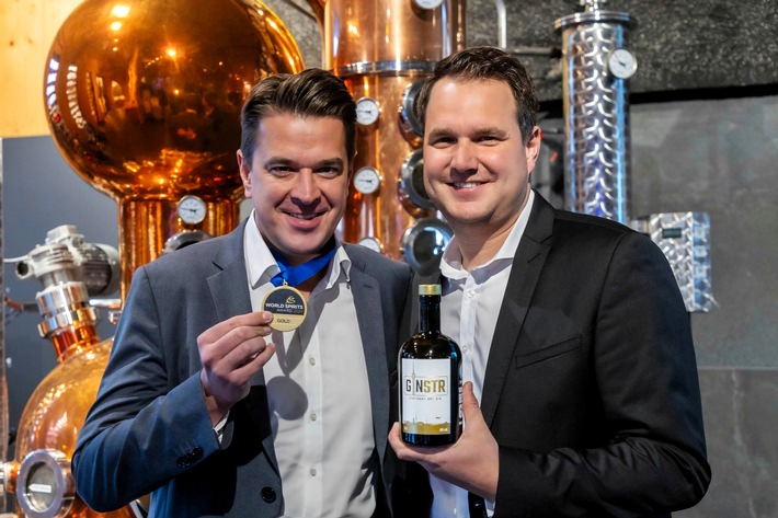 GINSTR Gin aus Stuttgart gewinnt Gold beim World Spirits Award 2024