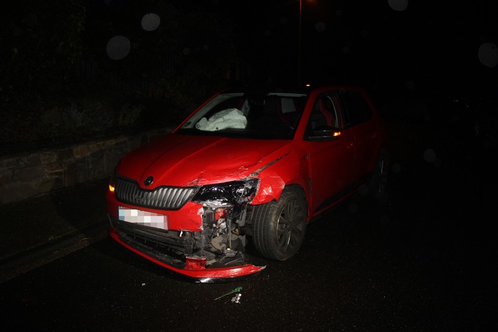 POL-RBK: Overath - Verkehrsunfall mit vier beteiligten Pkw - Verdacht auf Fahren unter Alkoholeinfluss