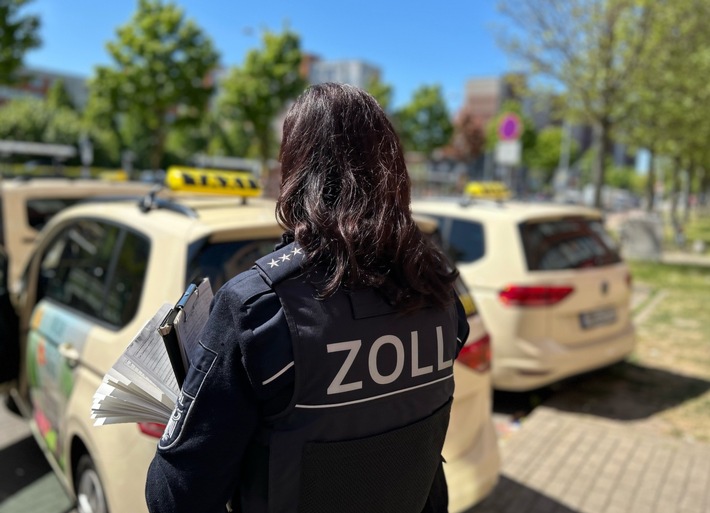 HZA-HST: Zoll kontrolliert Taxi- und Mietwagengewerbe in Mecklenburg-Vorpommern ./. Finanzkontrolle Schwarzarbeit stellt Unregelmäßigkeiten fest