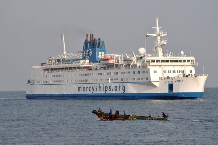 Roland Decorvet, Vorsitzender & CEO von Nestlé China, wechselt zum Hilfswerk Mercy Ships als geschäftsführender Direktor des Spitalschiffes Africa Mercy (BILD)