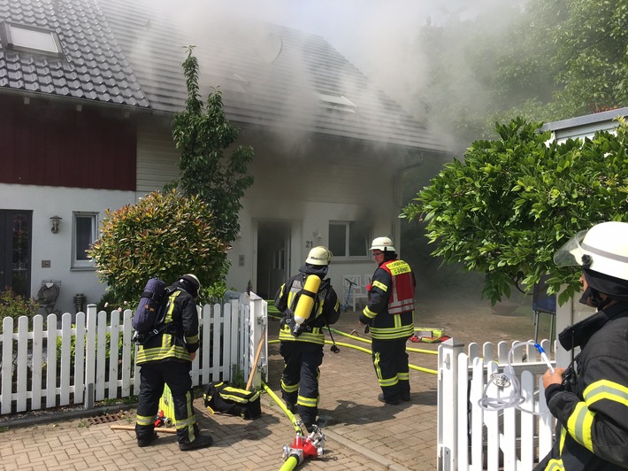 FW-HAAN: Küchenbrand in Wohnhaus am Gustav-Kipp-Weg