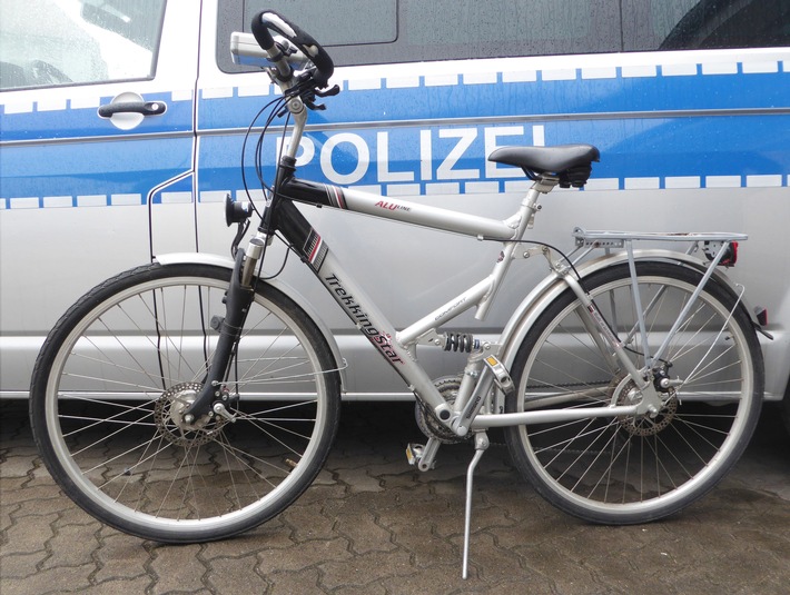 POL-HM: Nachtragsmitteilung zur Meldung "Wohnungseinbrecher festgenommen": Einbrecher benutzte geklautes Fahrrad - wem gehört das Fahrrad?