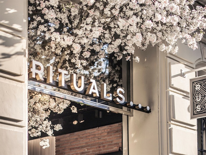 Rituals investiert 40 Millionen Euro in eine der europaweit größten Store-Modernisierungen / Innerhalb von 30 Arbeitstagen werden 1.500 Rituals-Stores in 30 Ländern modernisiert