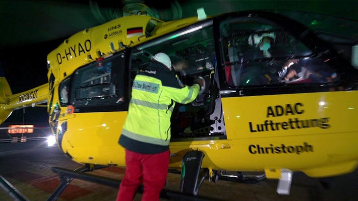 RTLZWEI zeigt neue Staffel "Nachtschicht: Einsatz für die Lebensretter"
