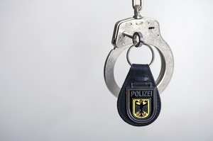 BPOL NRW: &quot;Ich bin illegal in Deutschland!&quot; - Bundespolizei nimmt 4-fach-gesuchten Dieb fest