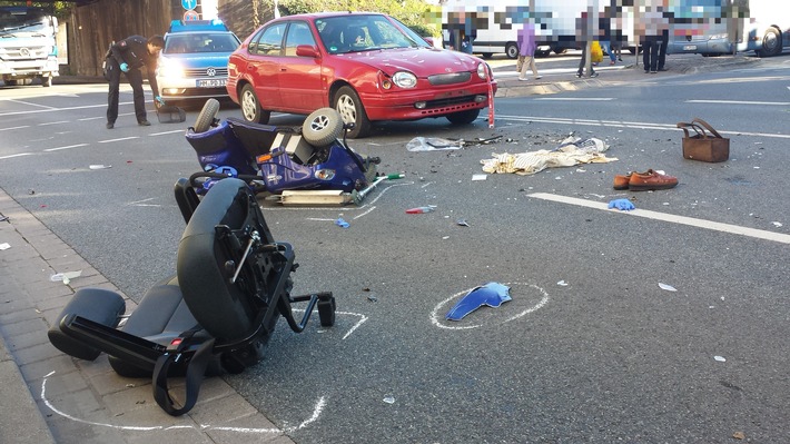 POL-HM: Folgemeldung zur Mitteilung &quot;schwerer Verkehrsunfall - Pkw erfasst Personen - Vollsperrung der Deisterstraße (Bundesstraße 1 / 217)&quot;