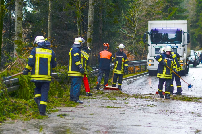 KFV-CW: Sturmtief "Burglind" fegte über den Landkreis Calw