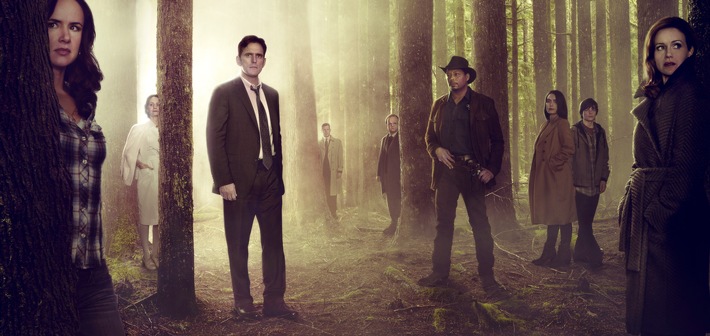 Größter weltweiter Start einer TV-Serie "Day and Date": 10-teilige Psychothriller-Serie "Wayward Pines" ab 14. Mai auf Fox (FOTO)