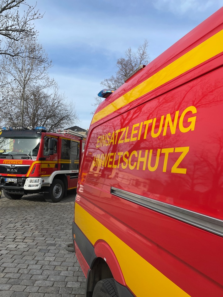 FW Dresden: Gasausströmung nach Bauarbeiten
