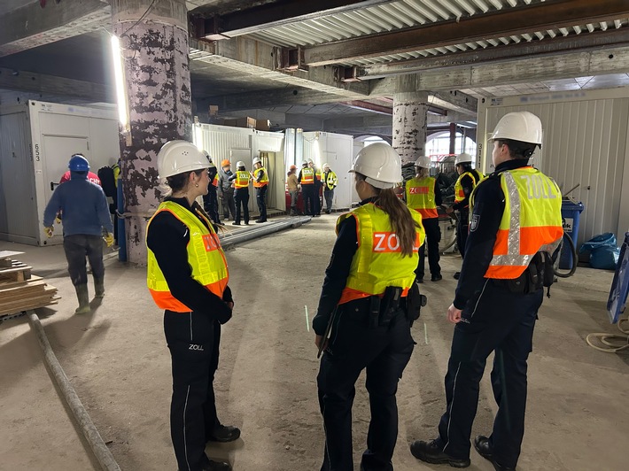 HZA-HH: Zoll prüft Großbaustellen in Hamburg//Bundesweite Schwerpunktprüfung im Baugewerbe