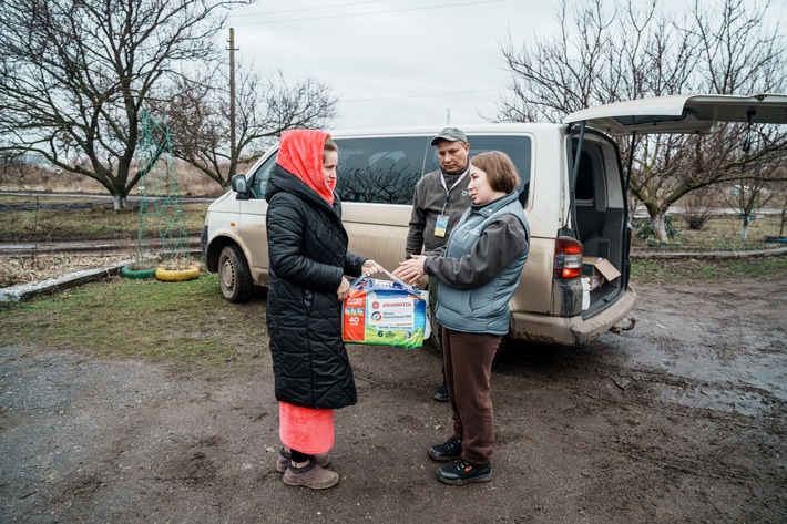 Zwei Jahre Ukraine-Hilfe der Johanniter / Johanniter unterstützen weiterhin Menschen in der Ukraine, den Nachbarländern und in Deutschland