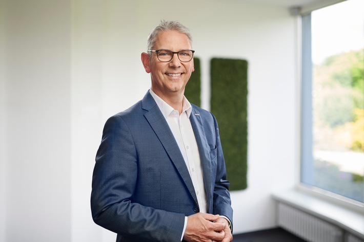 Michael Hagedorn, Vorsitzender des Vorstands (CEO) / Weiterer Text über ots und www.presseportal.de/nr/15295 / Die Verwendung dieses Bildes für redaktionelle Zwecke ist unter Beachtung aller mitgeteilten Nutzungsbedingungen zulässig und dann auch honorarfrei. Veröffentlichung ausschließlich mit Bildrechte-Hinweis.