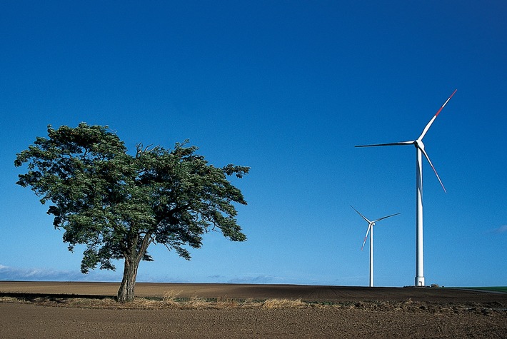 "Ansichtssache Windkraft" - ein neuer Fotowettbewerb des DNR / Umweltschützer und Fotografen wollen regenerative Energietechnologie ins rechte Licht setzen